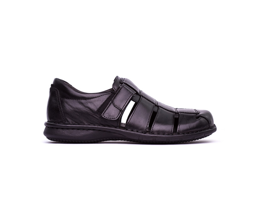 Мъжки обувки в черно от естествена кожа-807
