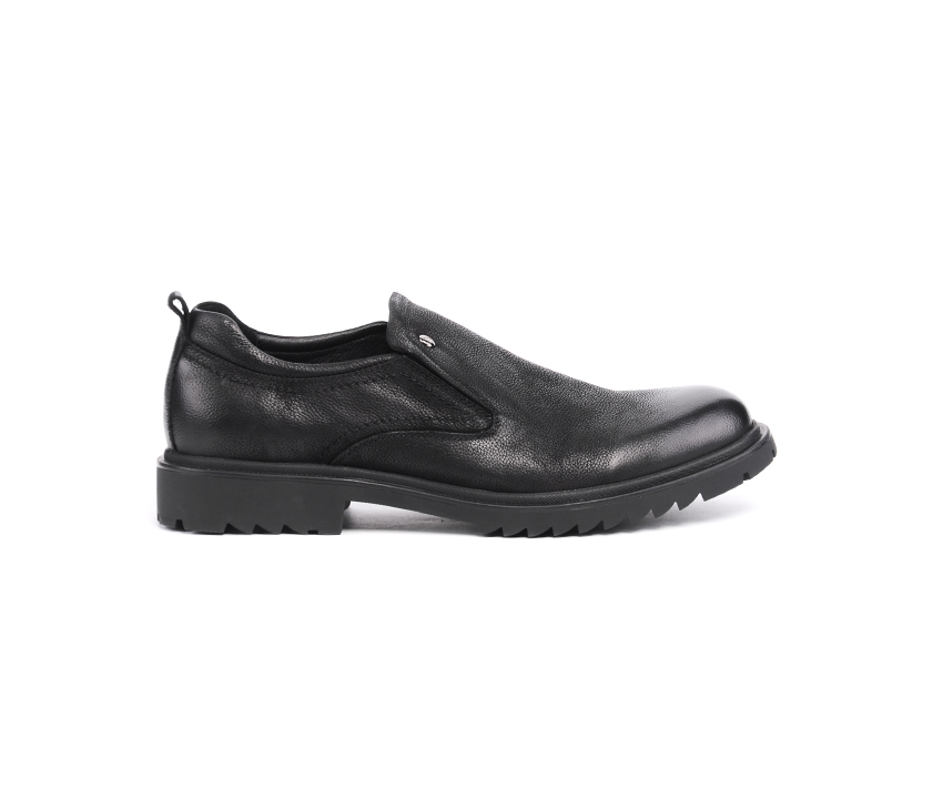 Мъжки обувки от естествена релефна кожа в черно