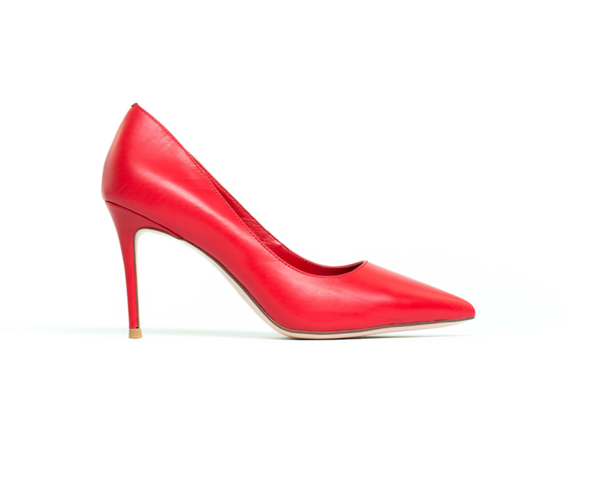 Елегантни дамски обувки в червено от естествена кожа 028